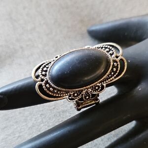 Paparazzi Black and Silvertone Ornate Stretch Band Ring NWOT
